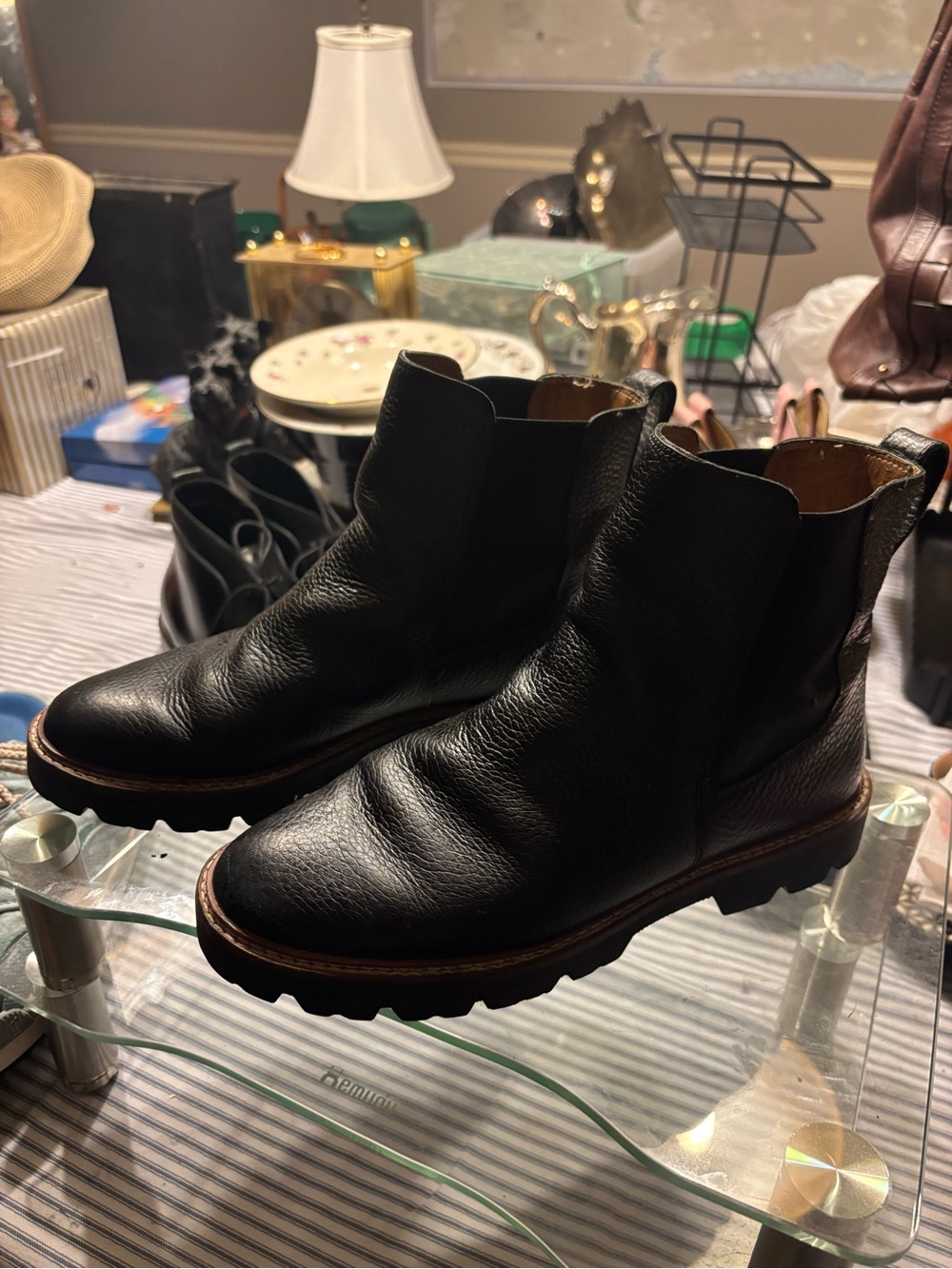 Madewell Black Leather Men’s Chukka Boots.